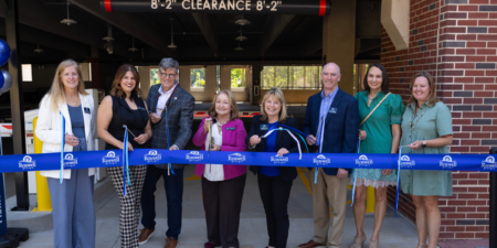 City of Roswell Celebrates Opening of Downtown Parking Deck Roswell Mayor, Council, and City Staff cut the ribbon on the new parking deck.