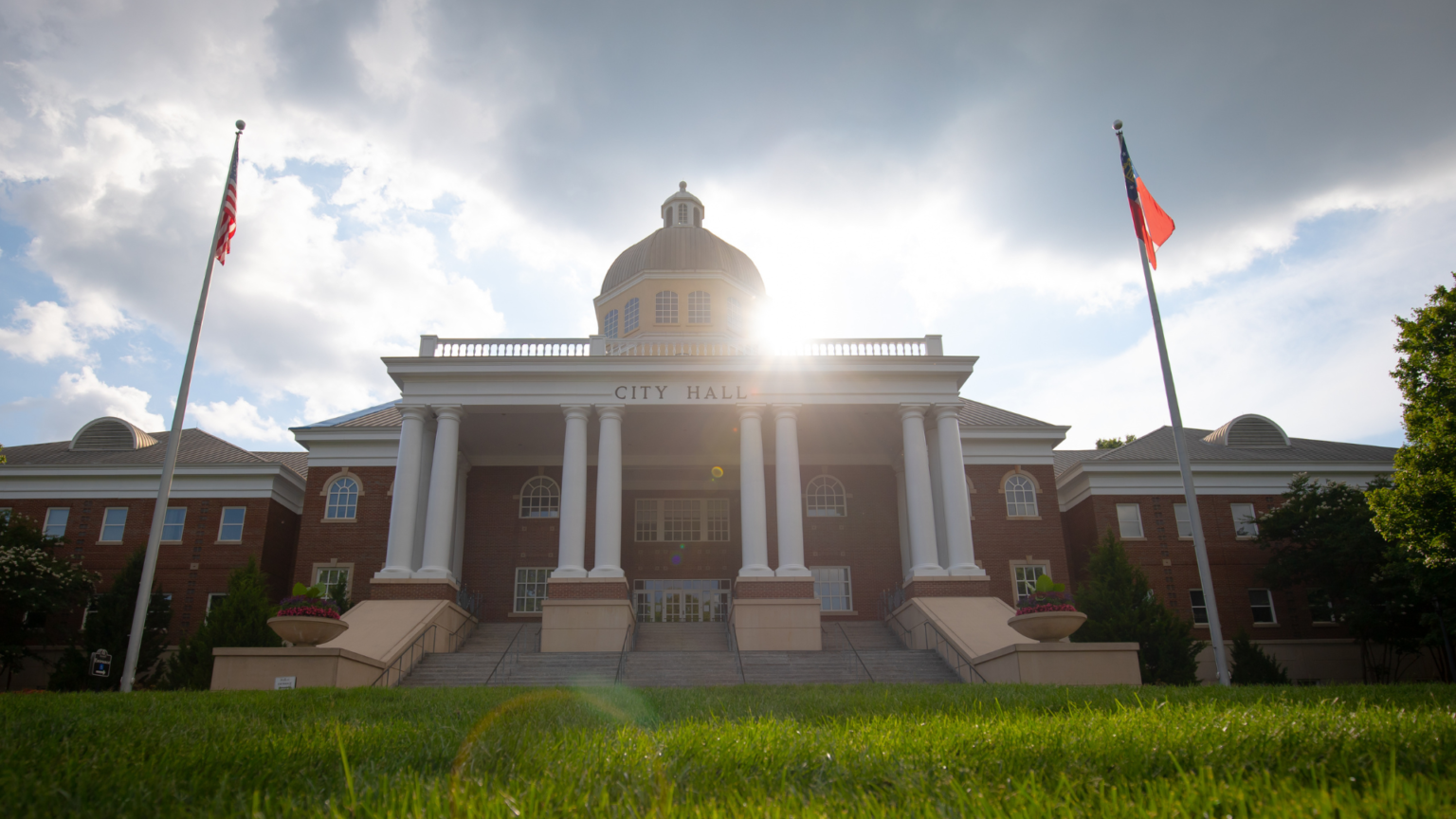 Front of Roswell City Hall